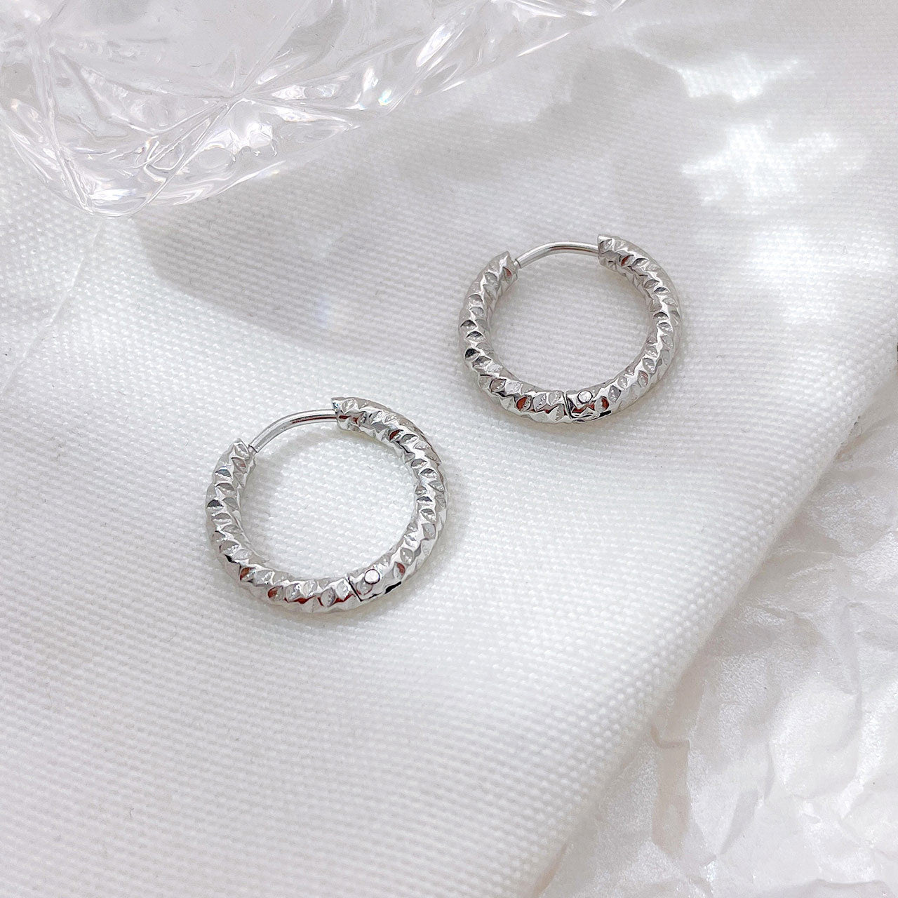 Stainless Steel Circle Ear Clip Cold Wind Embossed Niche Titanium Earrings
