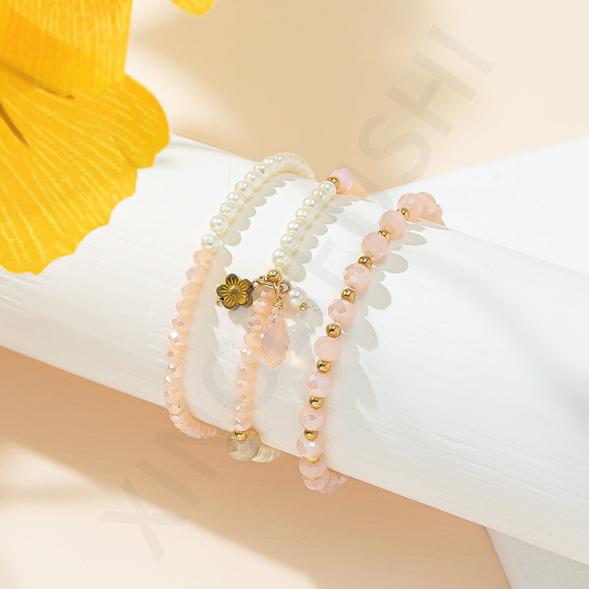 Women's Fresh Heart Series Crystal String Beads Stylish Simple Pendants