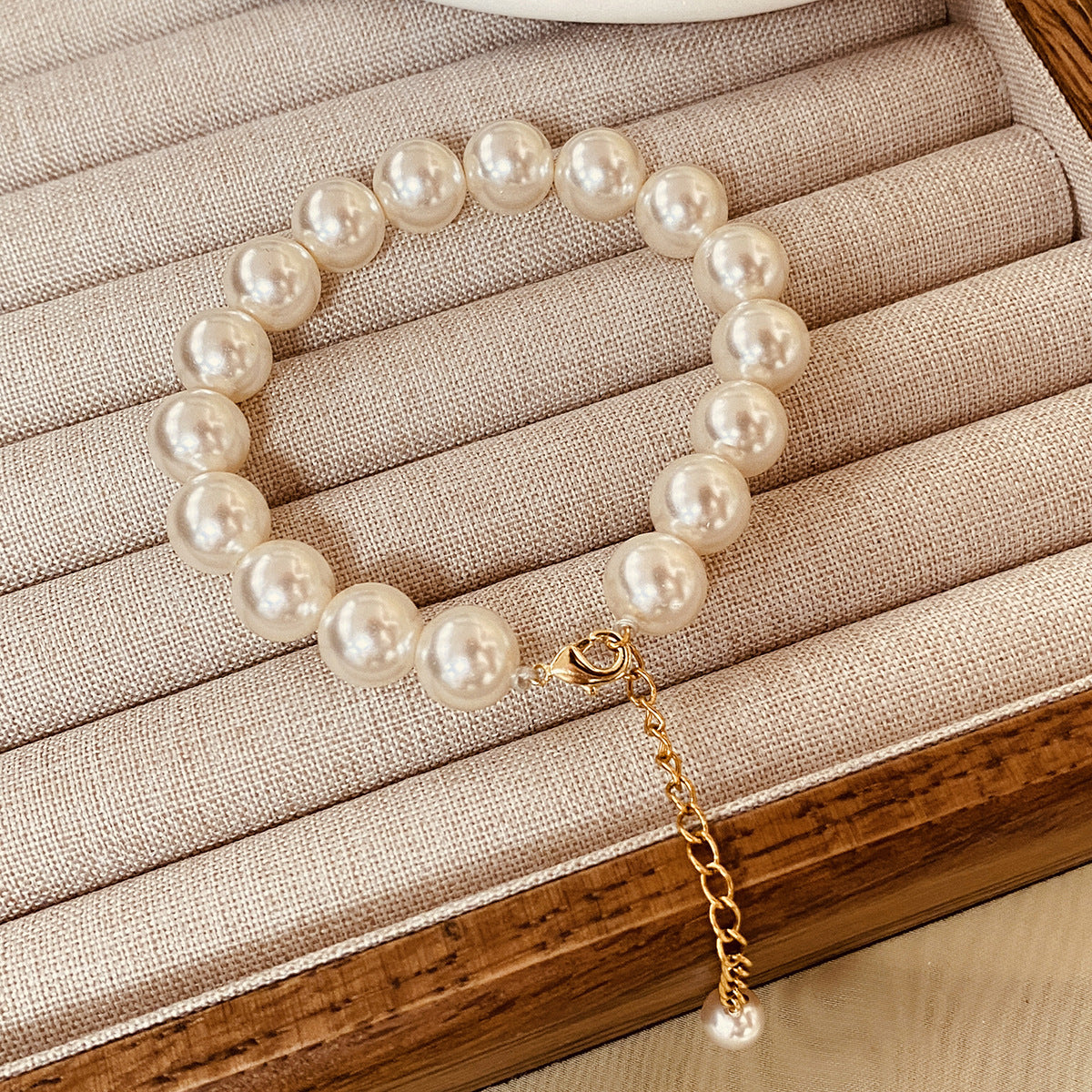 Quality Pearl Light Luxury French Retro Clavicle Necklaces