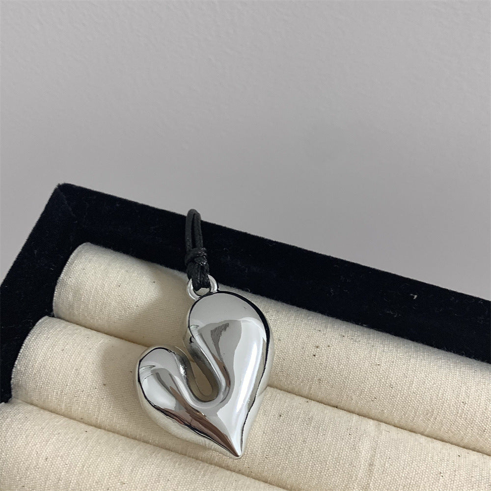 Women's Niche Sweet Cool Irregular Heart Pull Necklaces