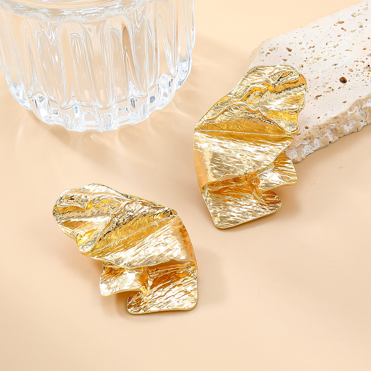 Women's Spring Gold Flower Trendy Exaggerated Metal Earrings