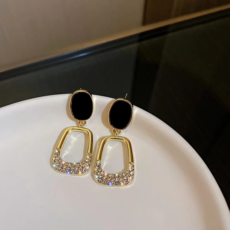 Women's Simple Cold Style High-grade Temperament Goddess Earrings
