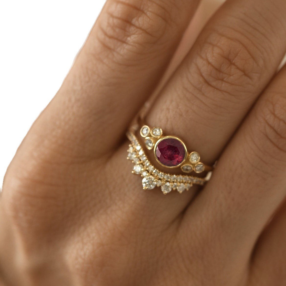 Women's Luxury Suit Engagement Cute Ruby Couple Rings