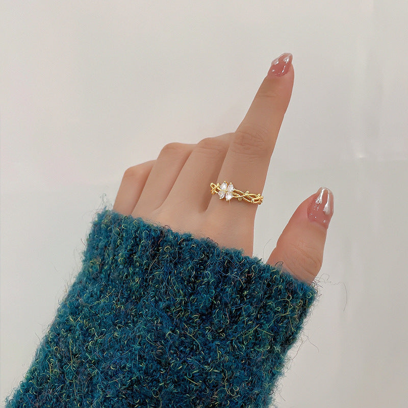 Zircon Clover Super Flash Love Index Rings