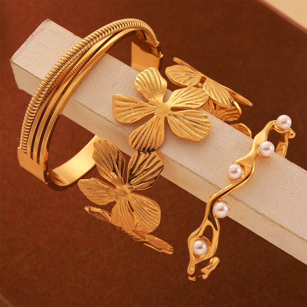Design Geometric Pleated Texture Ornament Titanium Bracelets