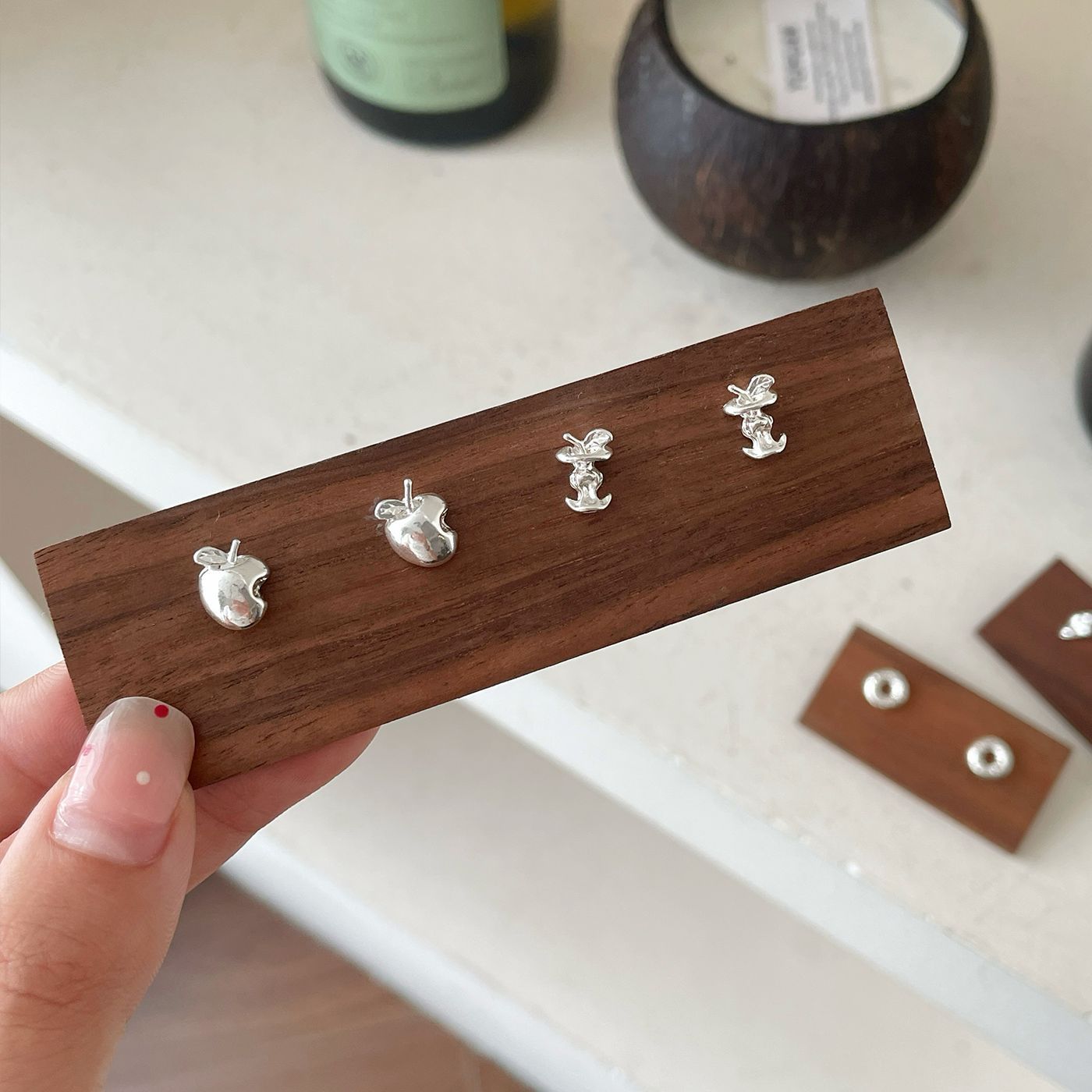 Fun Small Apple Core Female Sier Earrings