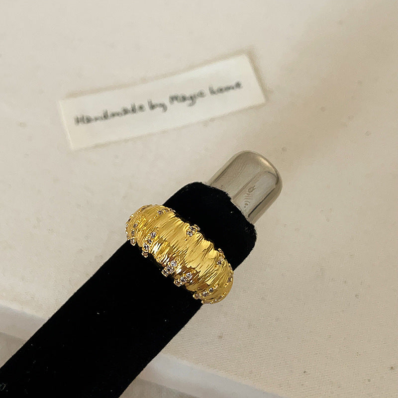Brushed Pleated Zircon Metal Female Niche Unique Elegant Fashion Rings
