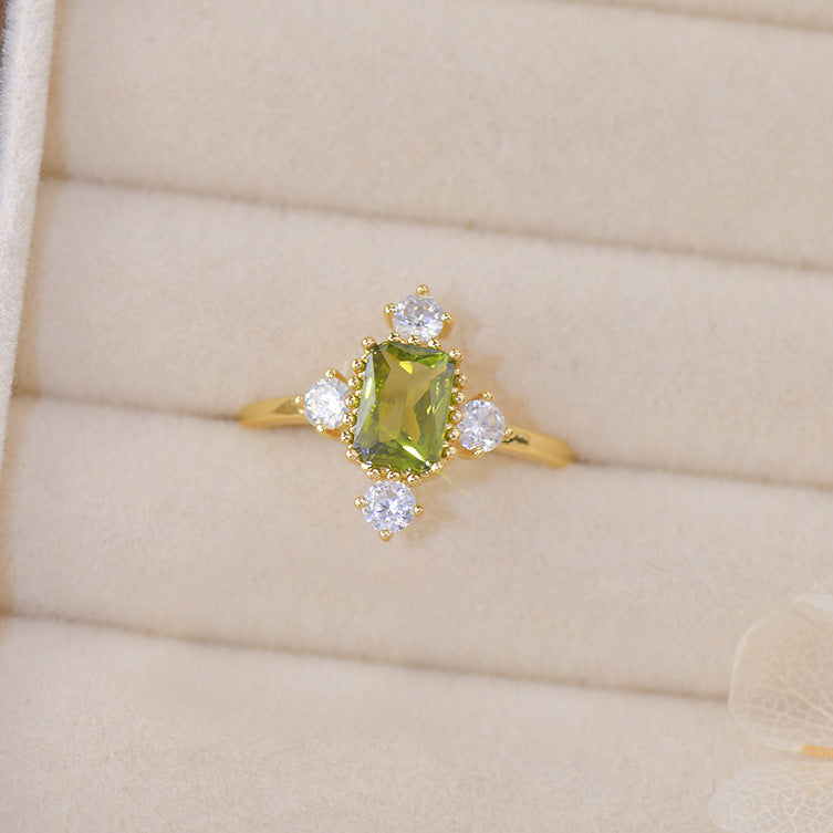 Olive Green Zircon Light Luxury Fashion Rings
