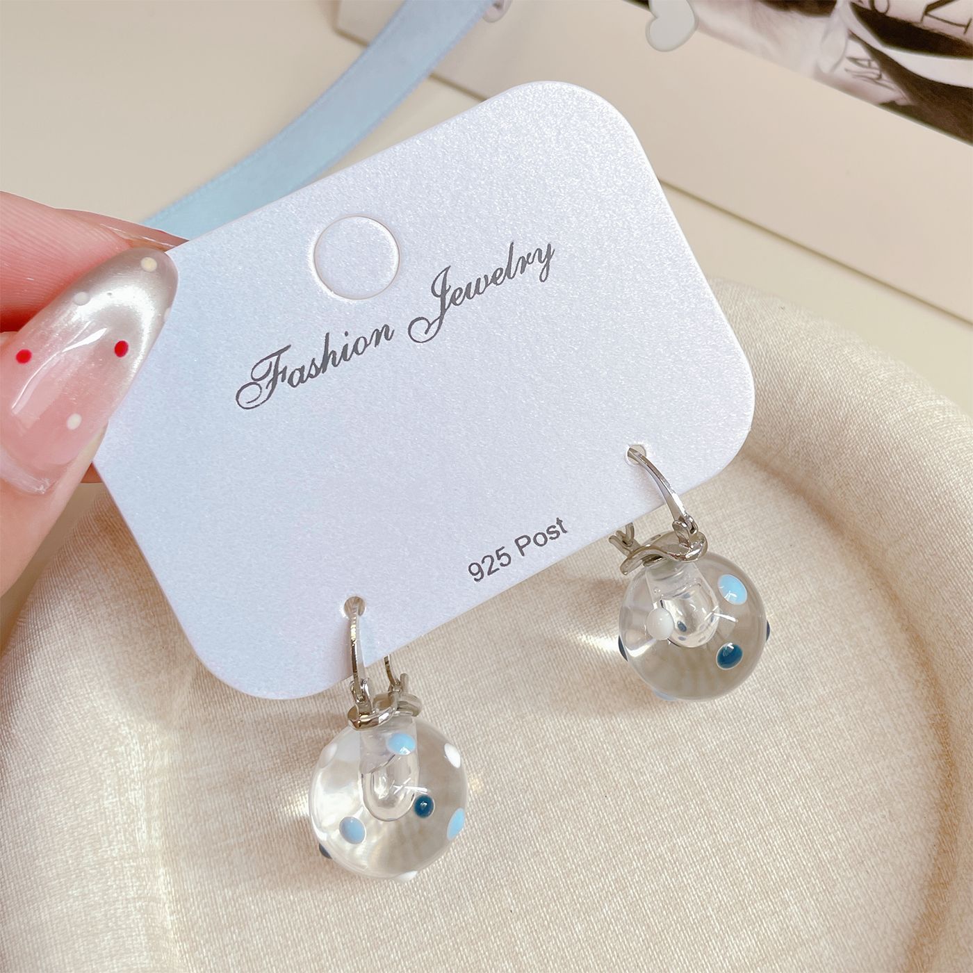Women's Polka Dots Ball Sier Needle Exquisite Earrings