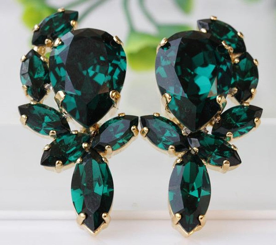 Women's Sells White Gem Copper Inlaid Diamond Oval Earrings