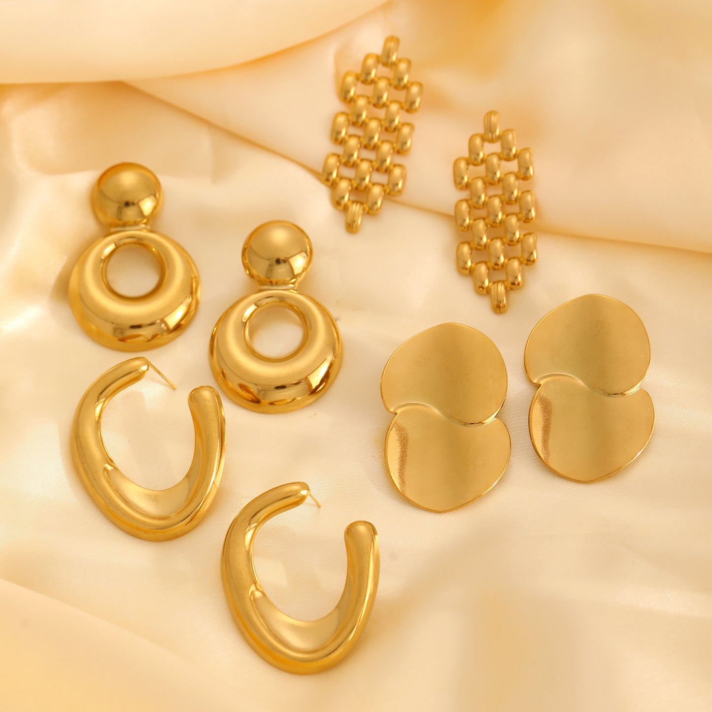 Fashion Gold Stainless Steel Ear Vintage Earrings