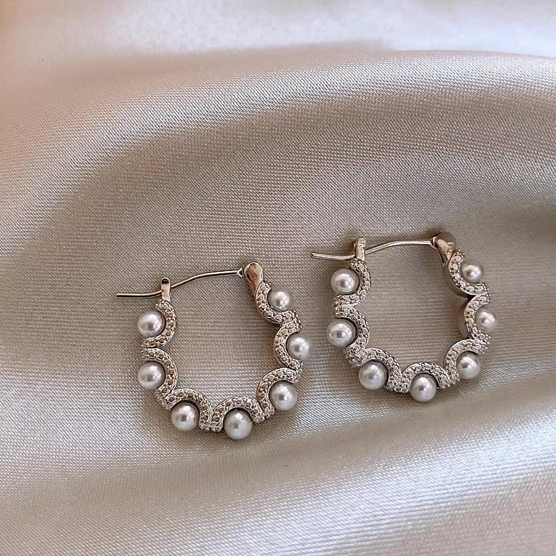 Pearl Fashion Elegance Retro Big Ear High-grade Cold Earrings
