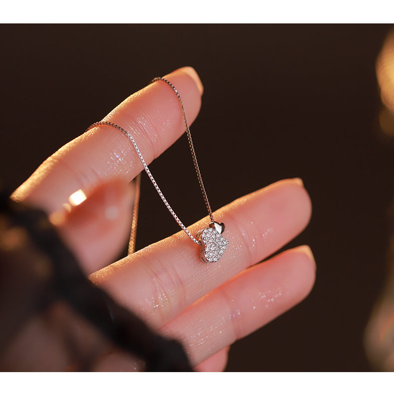 Women's Luxury Simplicity Diamond Sweet Niche Clavicle Necklaces