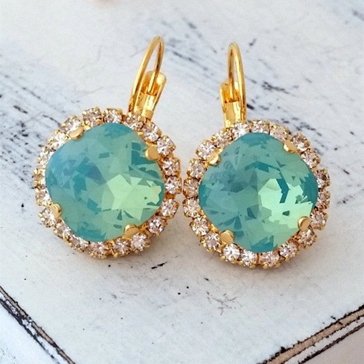 Women's Sells White Gem Copper Inlaid Diamond Oval Earrings