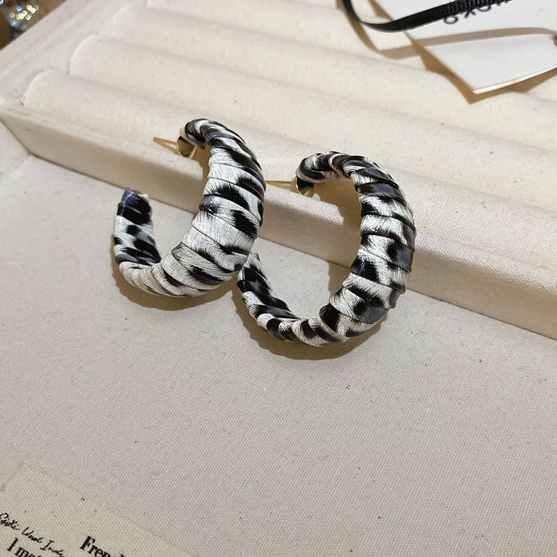 Leopard Print Artificial Leather Ear Fabulous Earrings