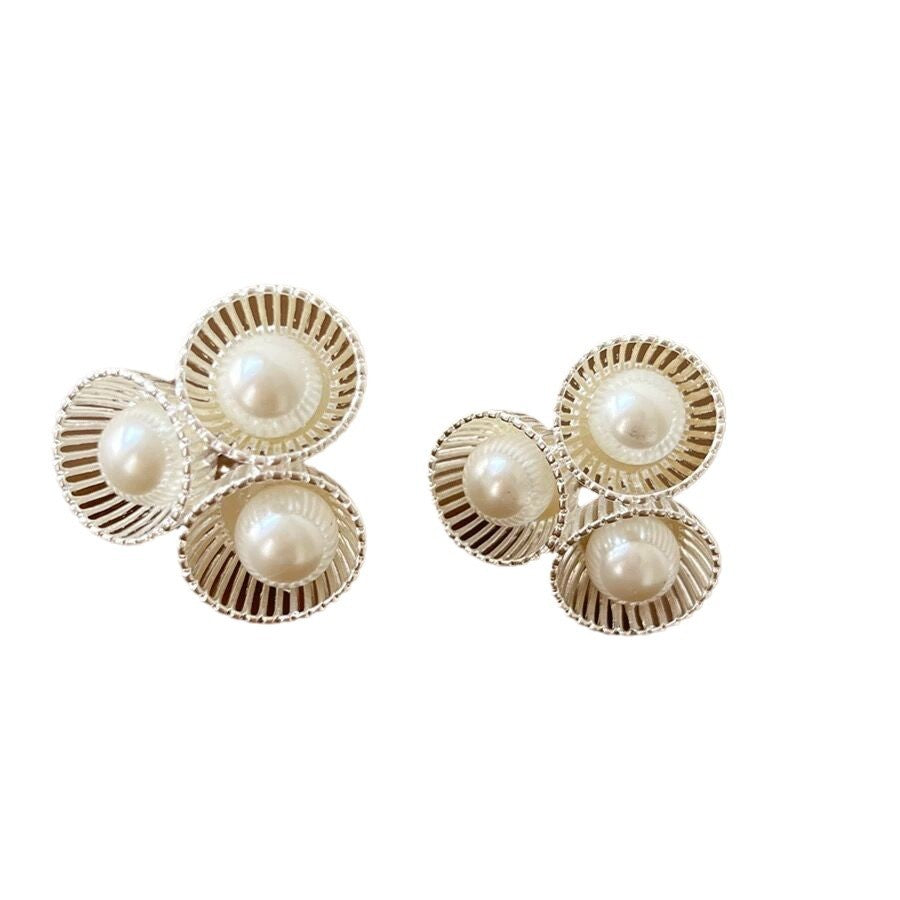 Women's Design Sense Niche Temperament Natural Pearl Earrings