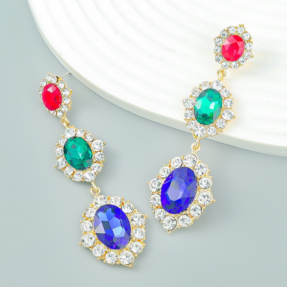 Women's Fashion Trend Oval Alloy Rhinestone Full Earrings