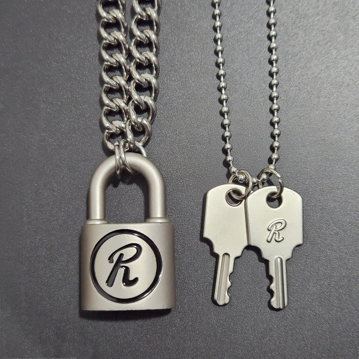 Men's Unlockable Matte Fog Sand Punk Vintage Necklaces