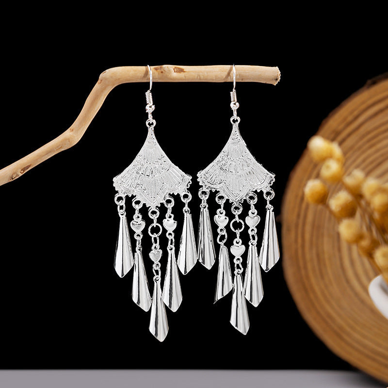Sier Family Minority Ethnic Style Tourist Attractions Earrings
