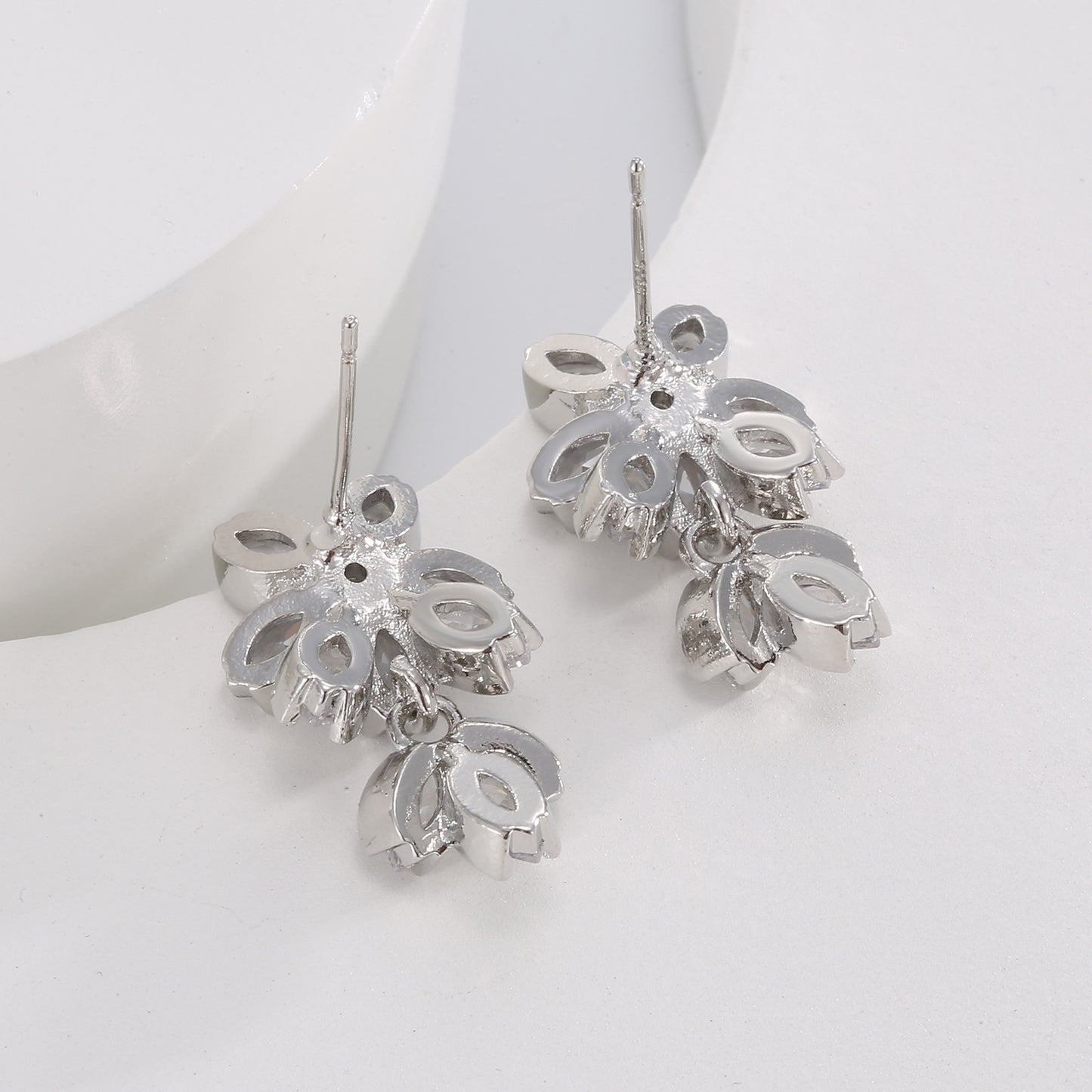 Flower Zircon Female Light Luxury Minority Design Earrings
