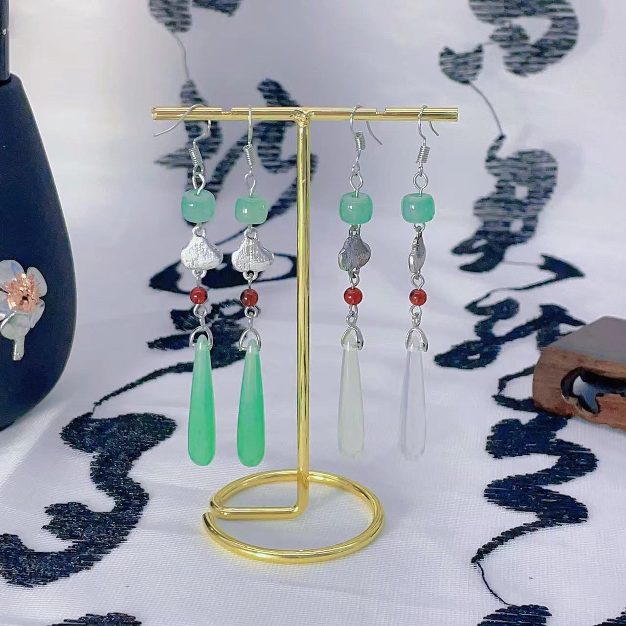 Women's Chinese Style Imitation Jade Beaded Palace Retro Earrings