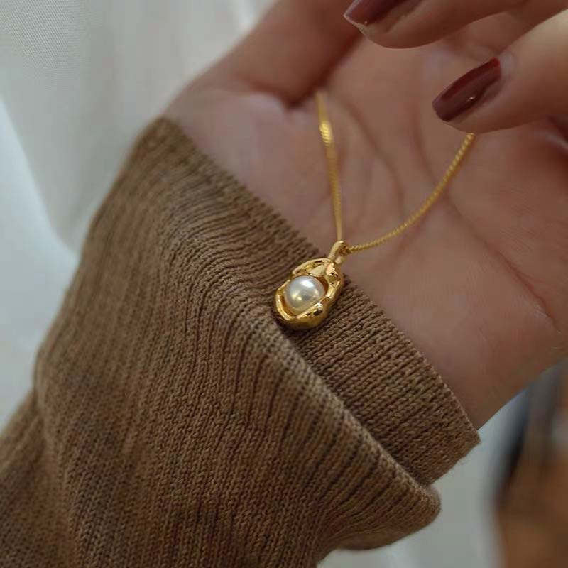 Women's Pod Simple Gentle Elegant Clavicle Chain Pendants
