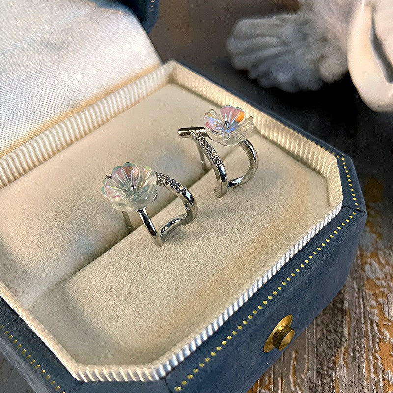 Entry Lux Style Cross Fritillary Zircon Earrings