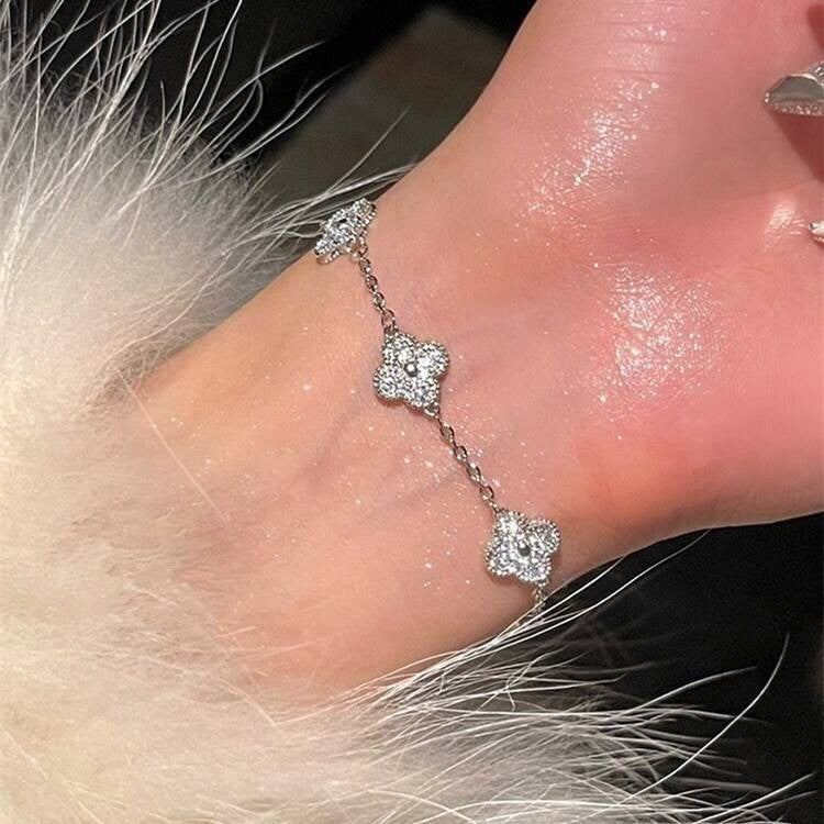 Women's Gold Electroplated Zircon Flower Imitation Fritillary Light Bracelets