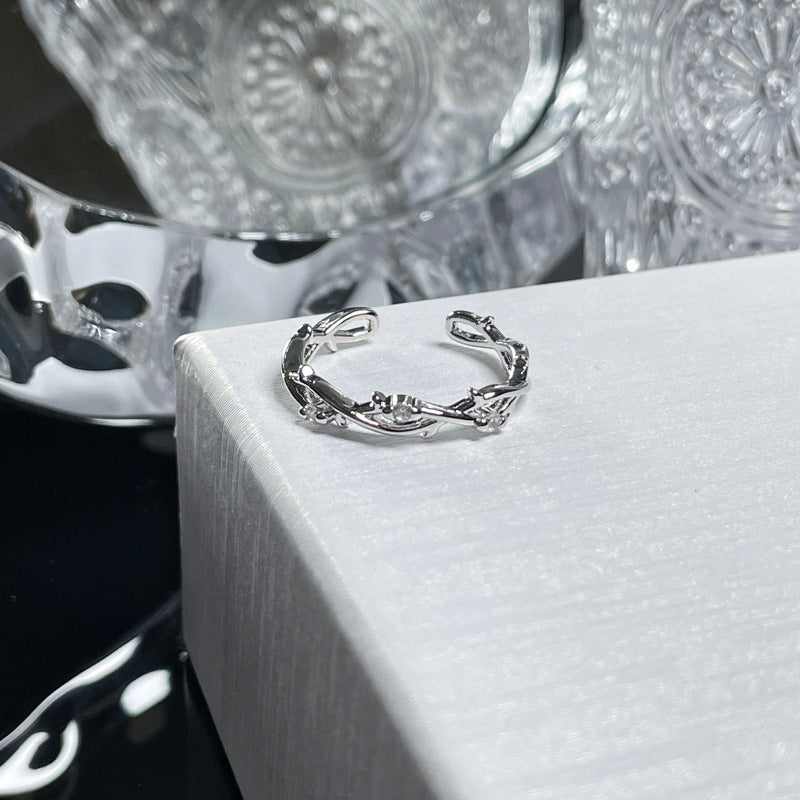 Simple Thorn Rose Open Female Irregular Texture Pleated Rings