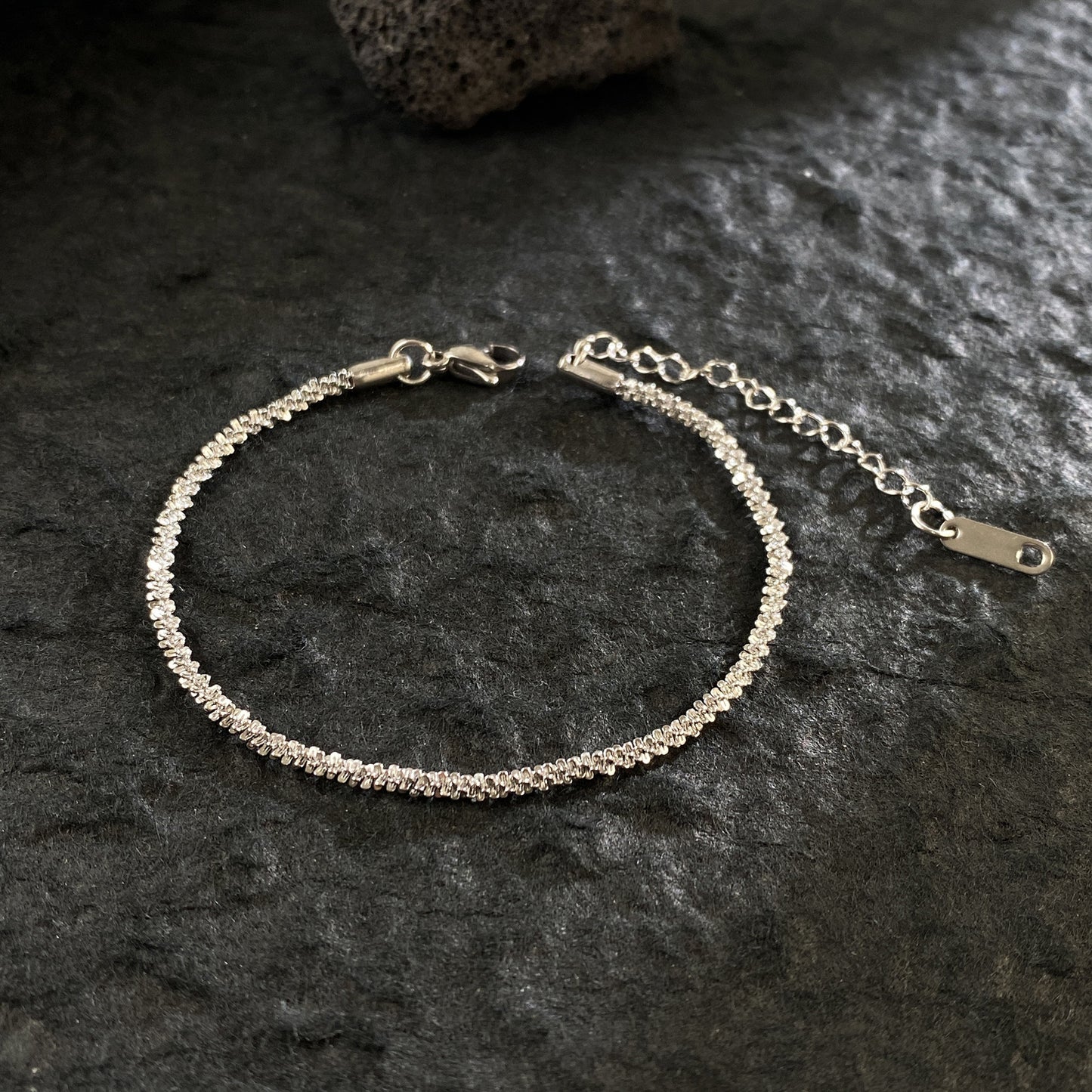 Titanium Steel Gold-plated Flower Bright Choker Bracelets