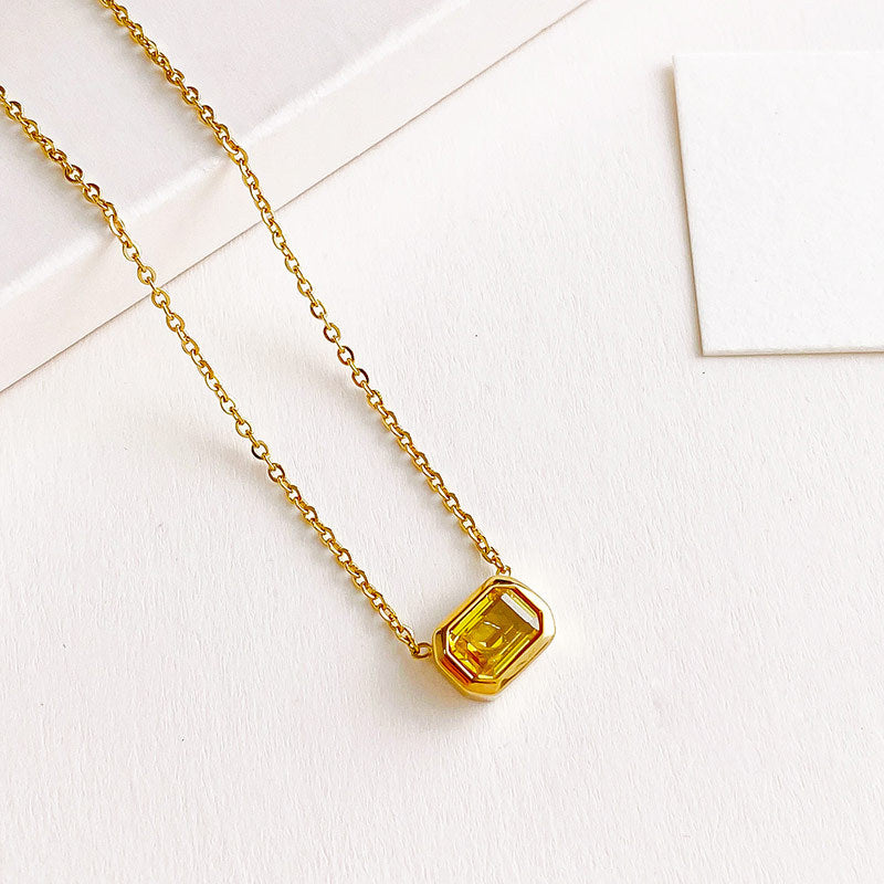 Fashion Exquisite Versatile Color Yellow Diamond Necklaces