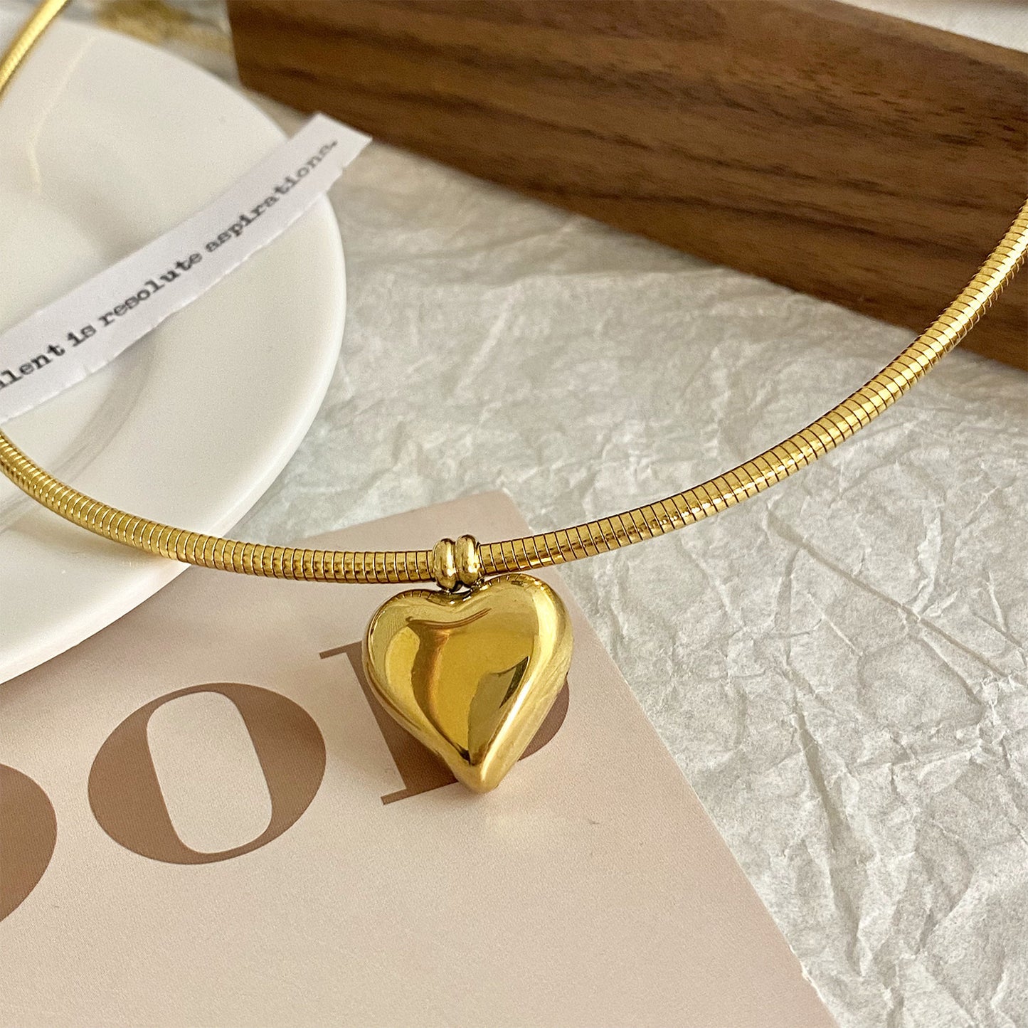 Women's Chain Three-dimensional Heart Temperamental Fashion Sense Does Necklaces