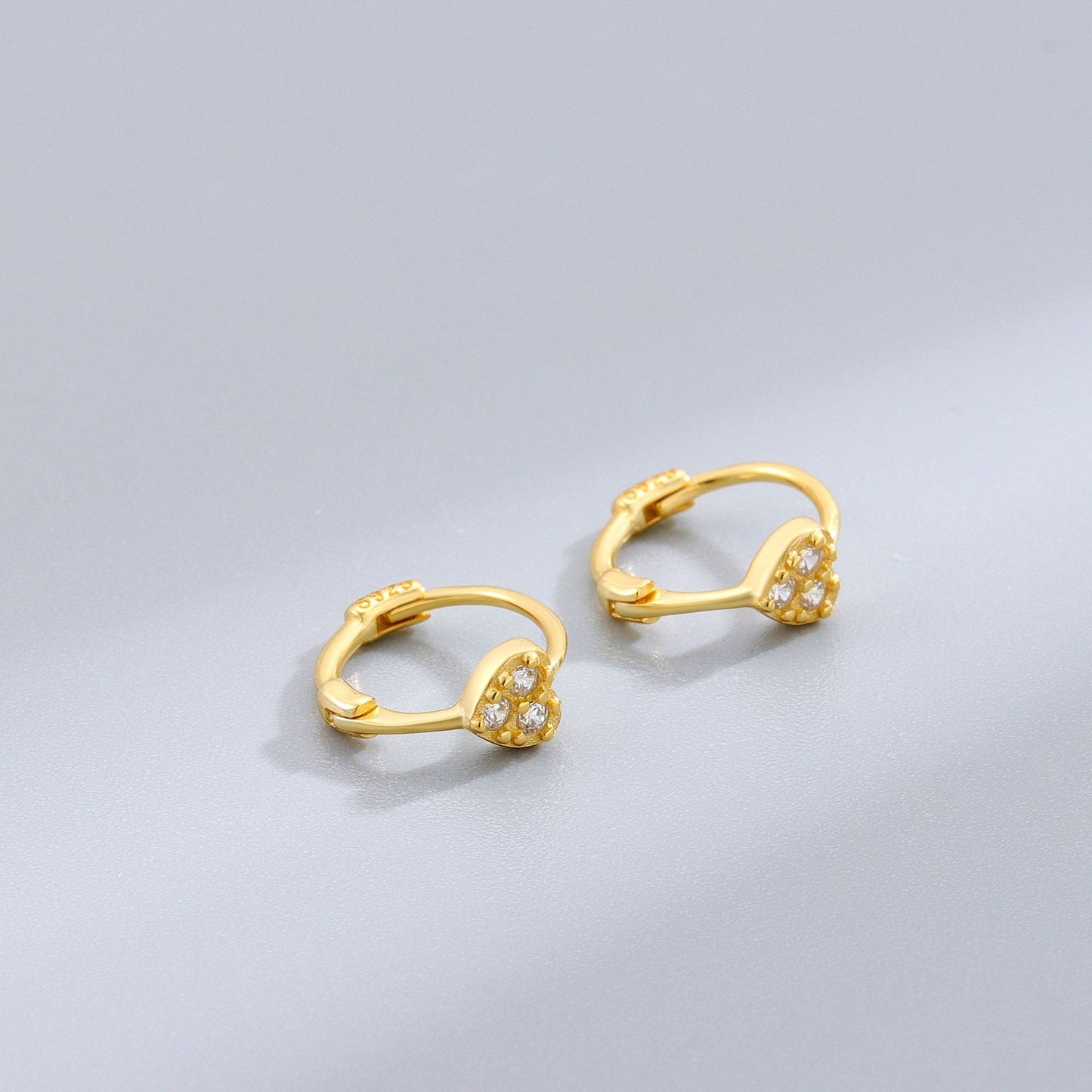 Women's Sier Diamond Three Small Heart-shaped Ear Clip Rings