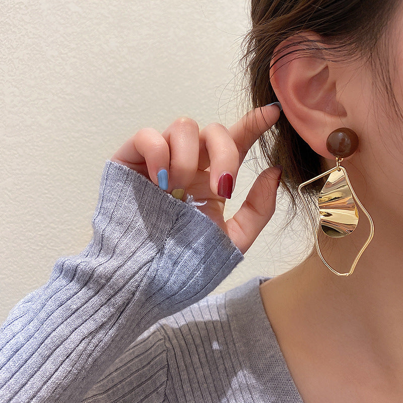 Women's Metallic Asymmetric Irregular Geometric Sier Pin Personality Simple Earrings