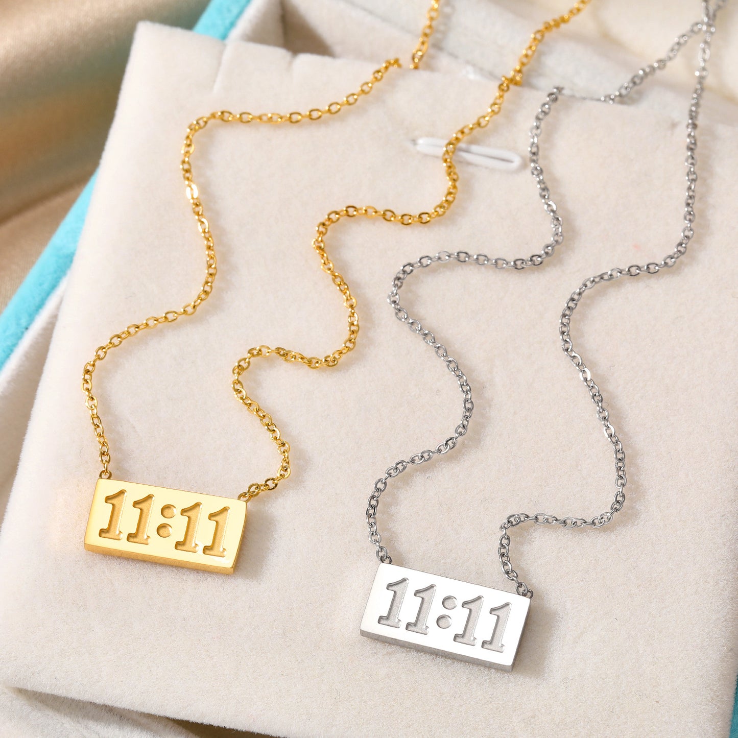 Stainless Steel Color Simple Box With Necklaces
