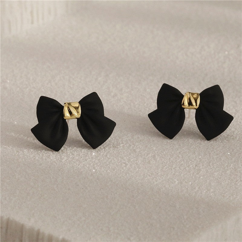 Women's Ear Clip Bow Exquisite Refined Grace Earrings