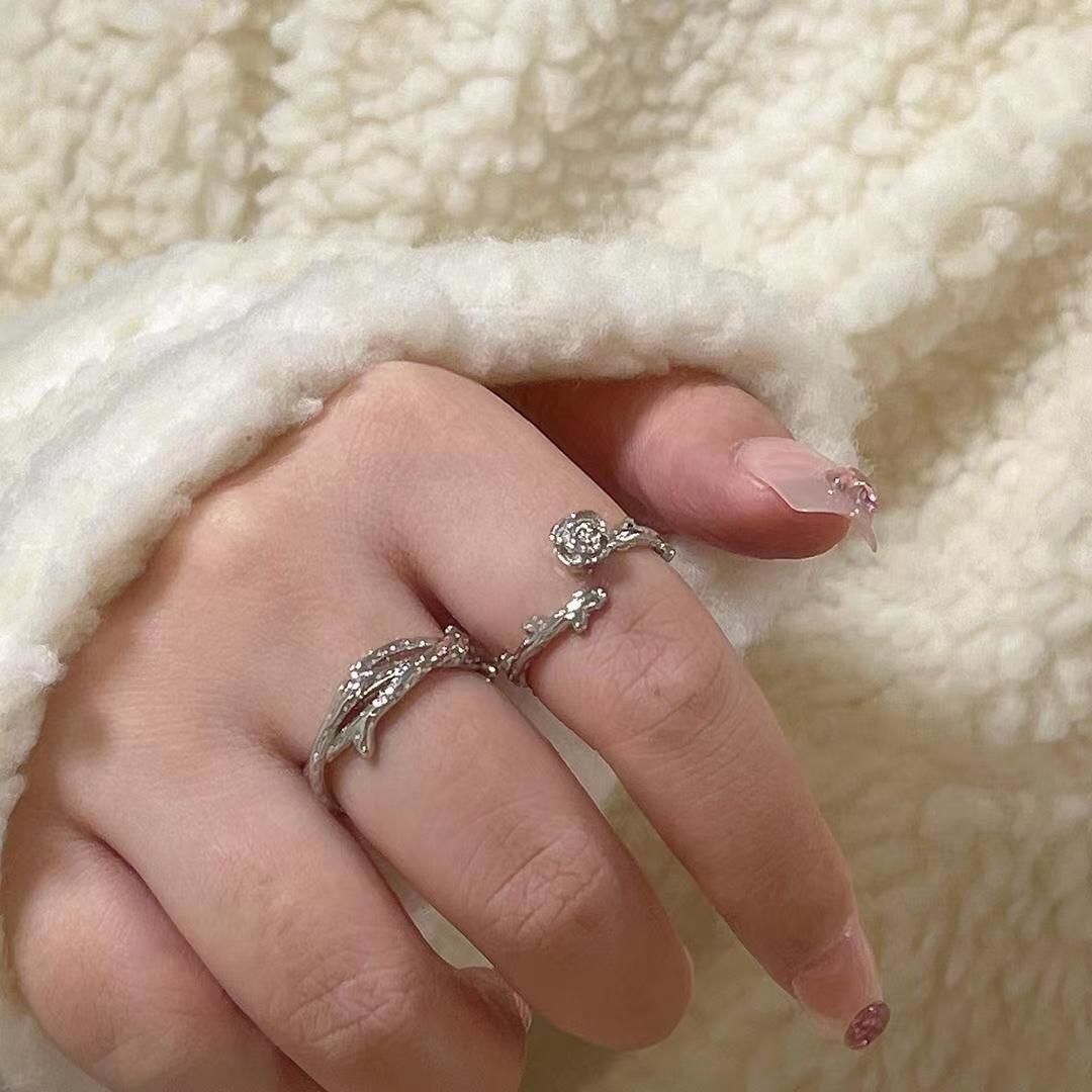 Thorn Rose Couple Wind Niche Open Rings