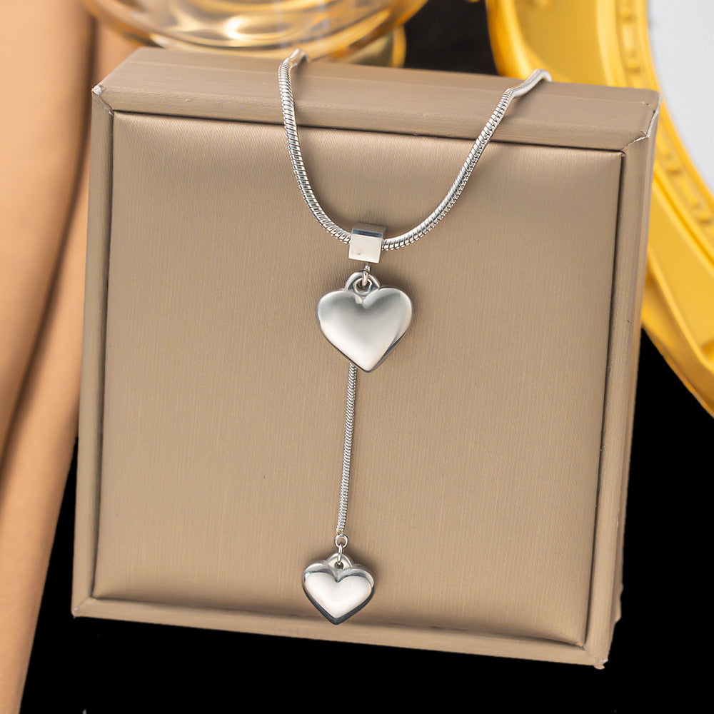 Fashion Simple Love Stainless Steel Ornament Necklaces