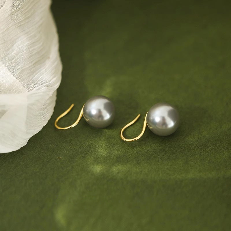 Women's Gentle Imitation Pearl Aura Essence High Earrings