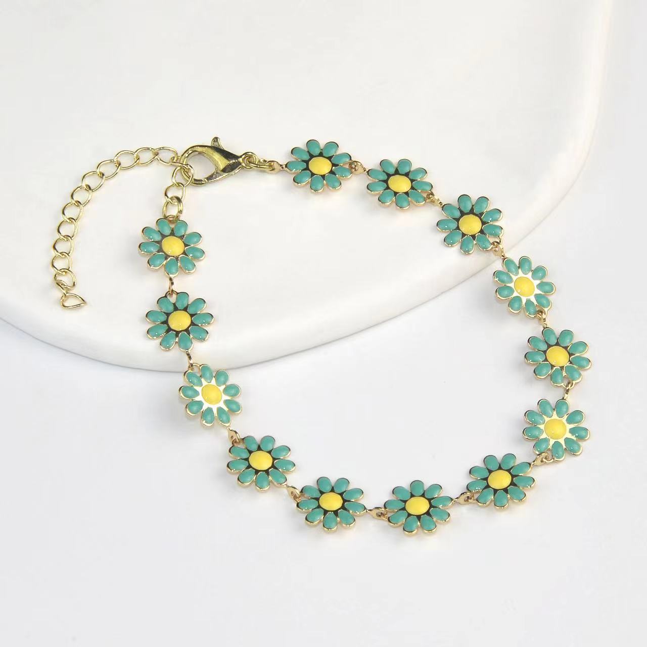 Drop Oil Little Daisy Flower Clavicle Necklaces