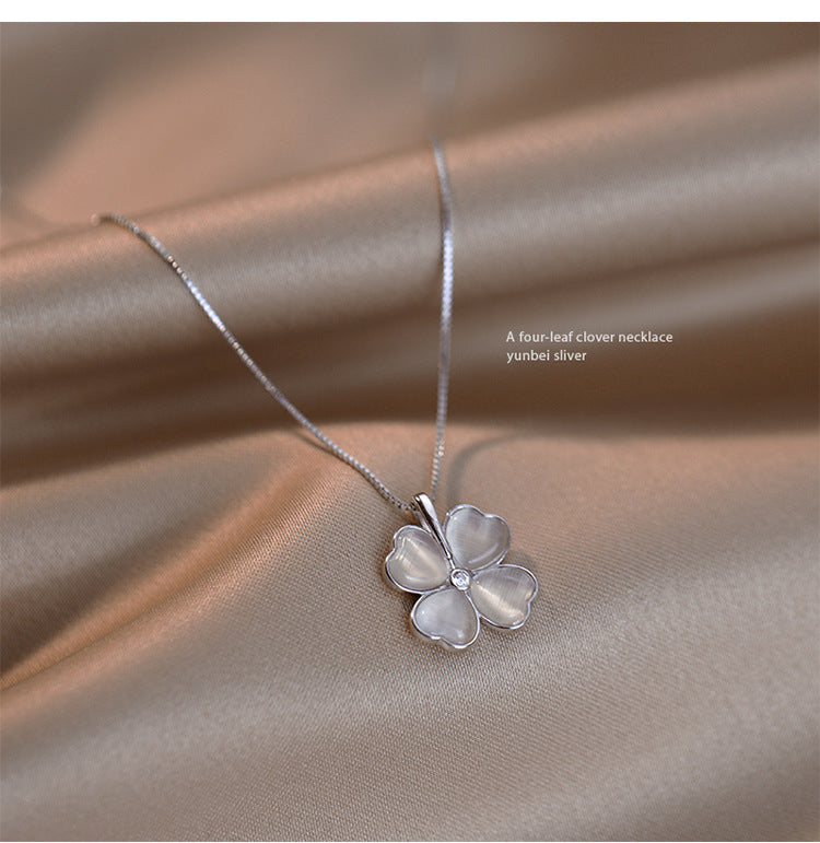 Women's Opal Clover Light Luxury Minority Design Necklaces