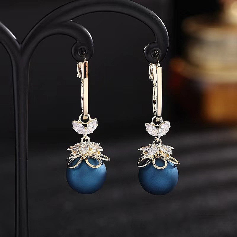 Fashion Blue Crystal Temperament Copper Micro Earrings