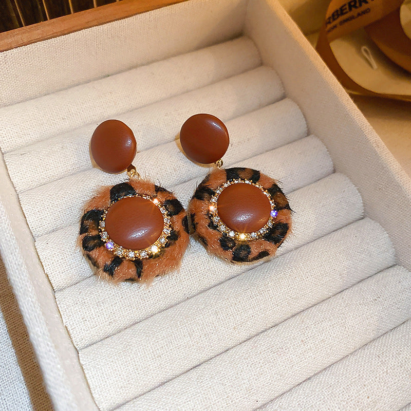 Sier Geometric Niche Design Elegant High-grade Earrings