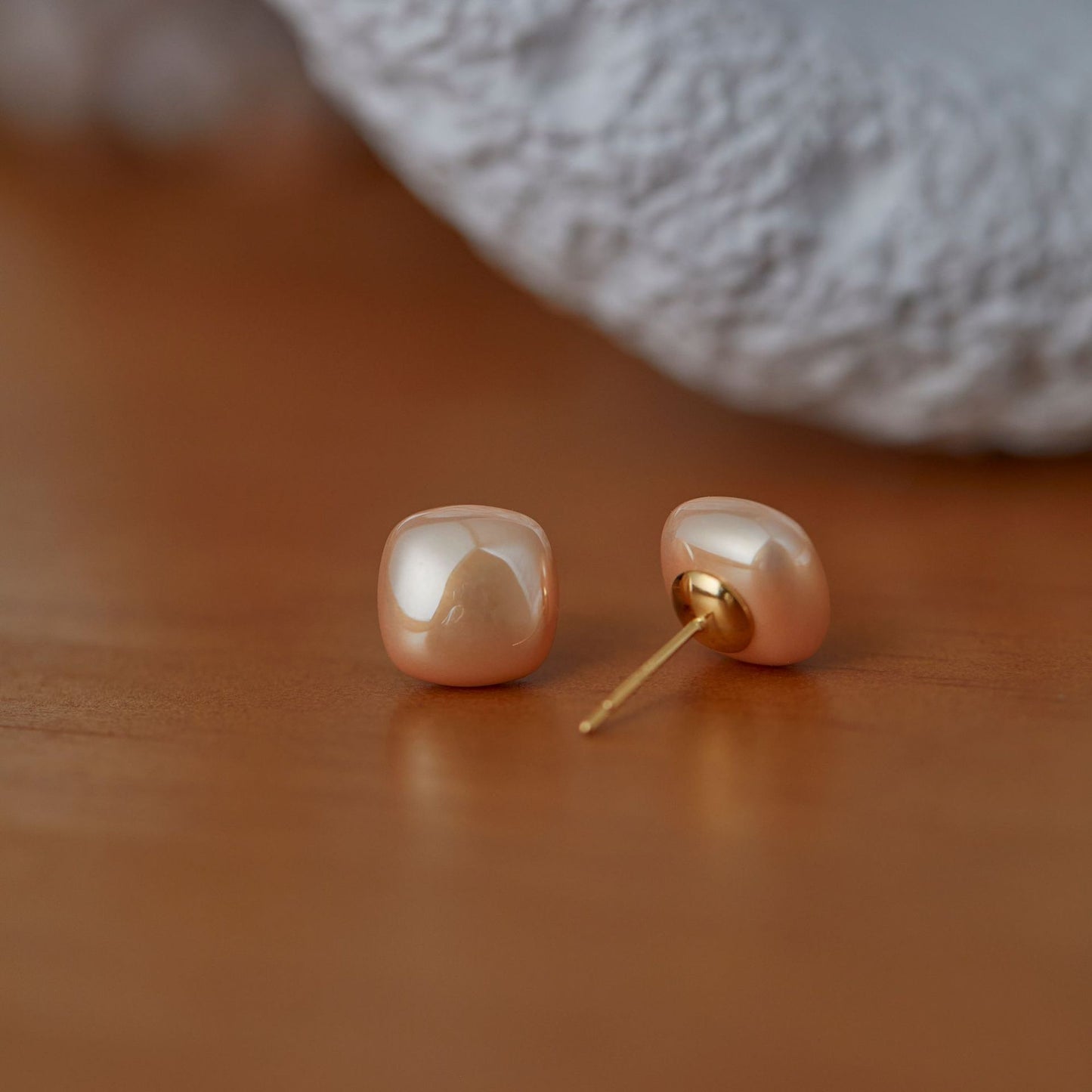 Champagne Small Square Pearl Female Daily Earrings