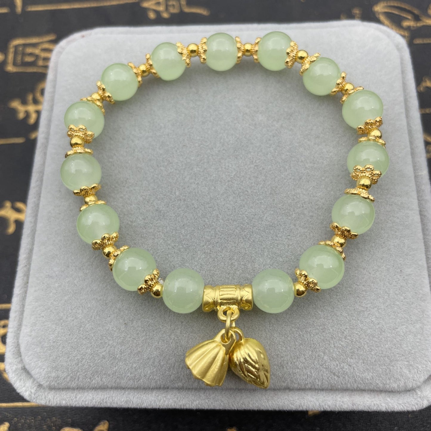 Women's Cube Sugar Bbs Lotus Seedpod Girlfriends Bracelets