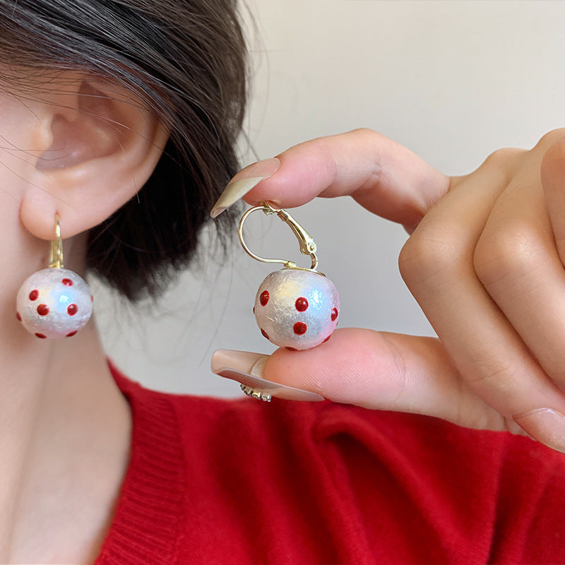Women's Dot Ball Ear Clip Simple High-grade Earrings