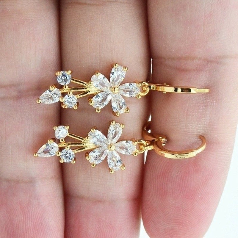 Stylish New Vintage Flower For Ladies Earrings