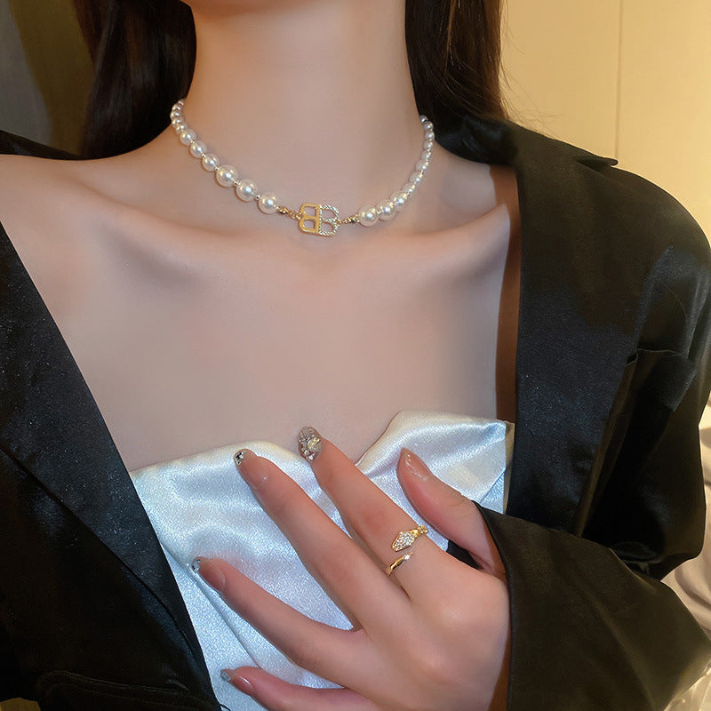 Twist Winding Pearl French Retro Fashion Elegance Clavicle Chain Necklaces