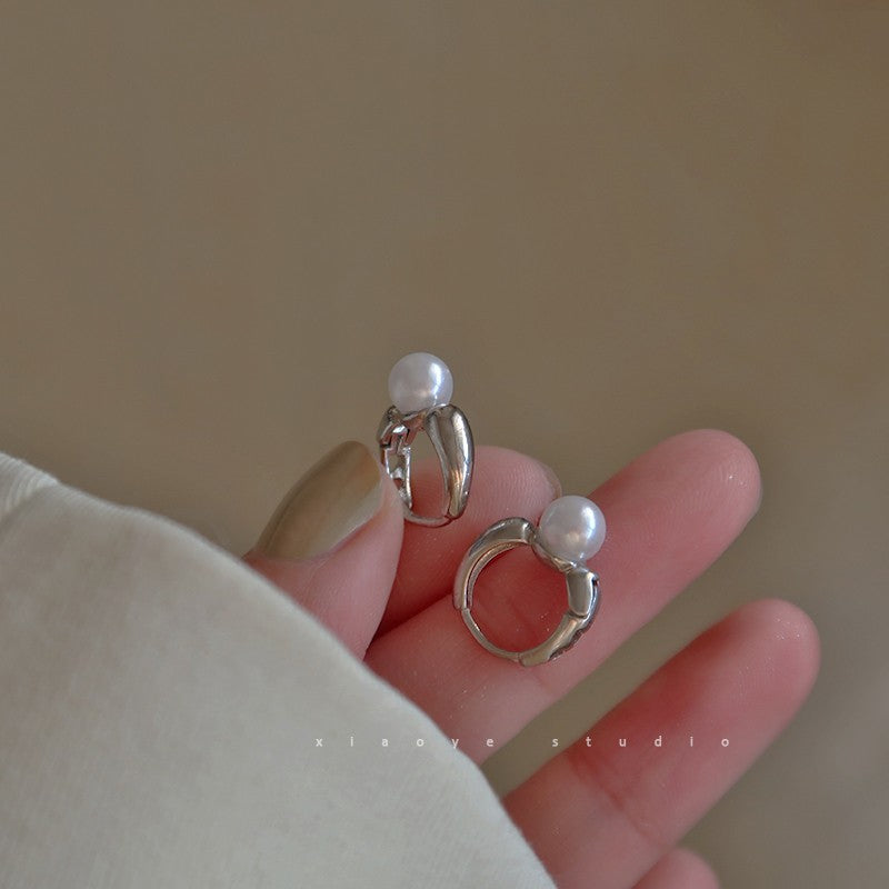 Women's Pearl High-grade Ear Simple Circle Clips Earrings