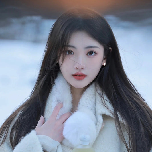 Women's Small Daisy Fresh Sweet Fashion Simple White Little Flower Earrings